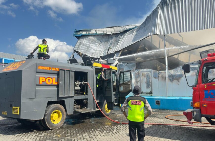 Kapolsek Pati: Empat Gedung Cold Storage PT Dua Putra Terbakar, Penyebab Masih Diselidiki Polisi