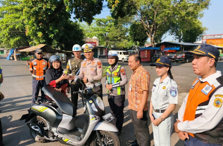Operasi Simpatik Polresta Pati Edukasi Keselamatan dan Pajak KendaraanSatlantas Pati Gandeng Instansi Terkait Tingkatkan Kesadaran Berlalu Lintas